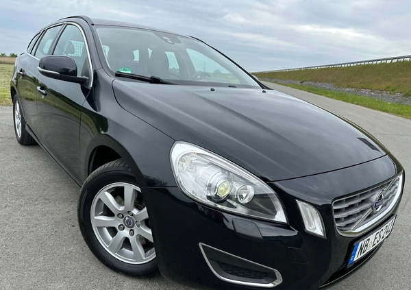 Volvo V60 cena 39800 przebieg: 149000, rok produkcji 2013 z Inowrocław małe 562